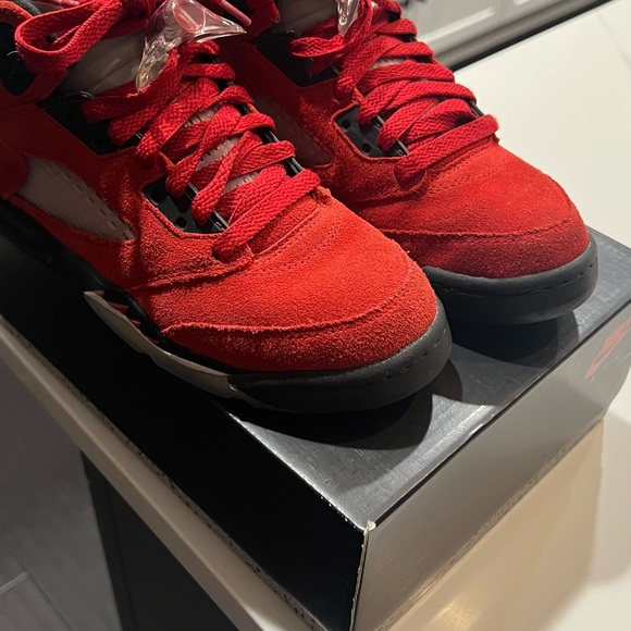 Air Jordan 5 Retro’s - Picture 3 of 6